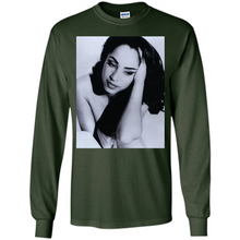 Load image into Gallery viewer, Sade Adu Supreme Musician Hypebeast