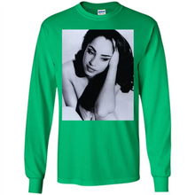 Load image into Gallery viewer, Sade Adu Supreme Musician Hypebeast