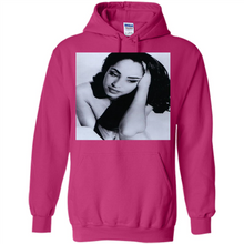 Load image into Gallery viewer, Sade Adu Supreme Musician Hypebeast