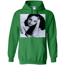 Load image into Gallery viewer, Sade Adu Supreme Musician Hypebeast