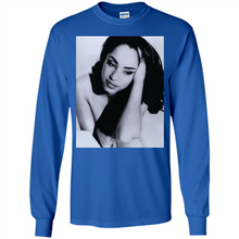 Load image into Gallery viewer, Sade Adu Supreme Musician Hypebeast