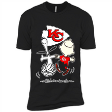 Load image into Gallery viewer, Charlie Brown &amp; Snoopy – Kansas City Chiefs