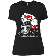 Load image into Gallery viewer, Charlie Brown &amp; Snoopy – Kansas City Chiefs