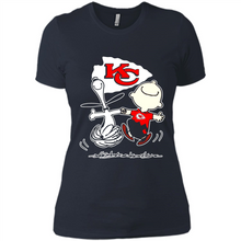 Load image into Gallery viewer, Charlie Brown &amp; Snoopy – Kansas City Chiefs
