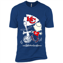 Load image into Gallery viewer, Charlie Brown &amp; Snoopy – Kansas City Chiefs